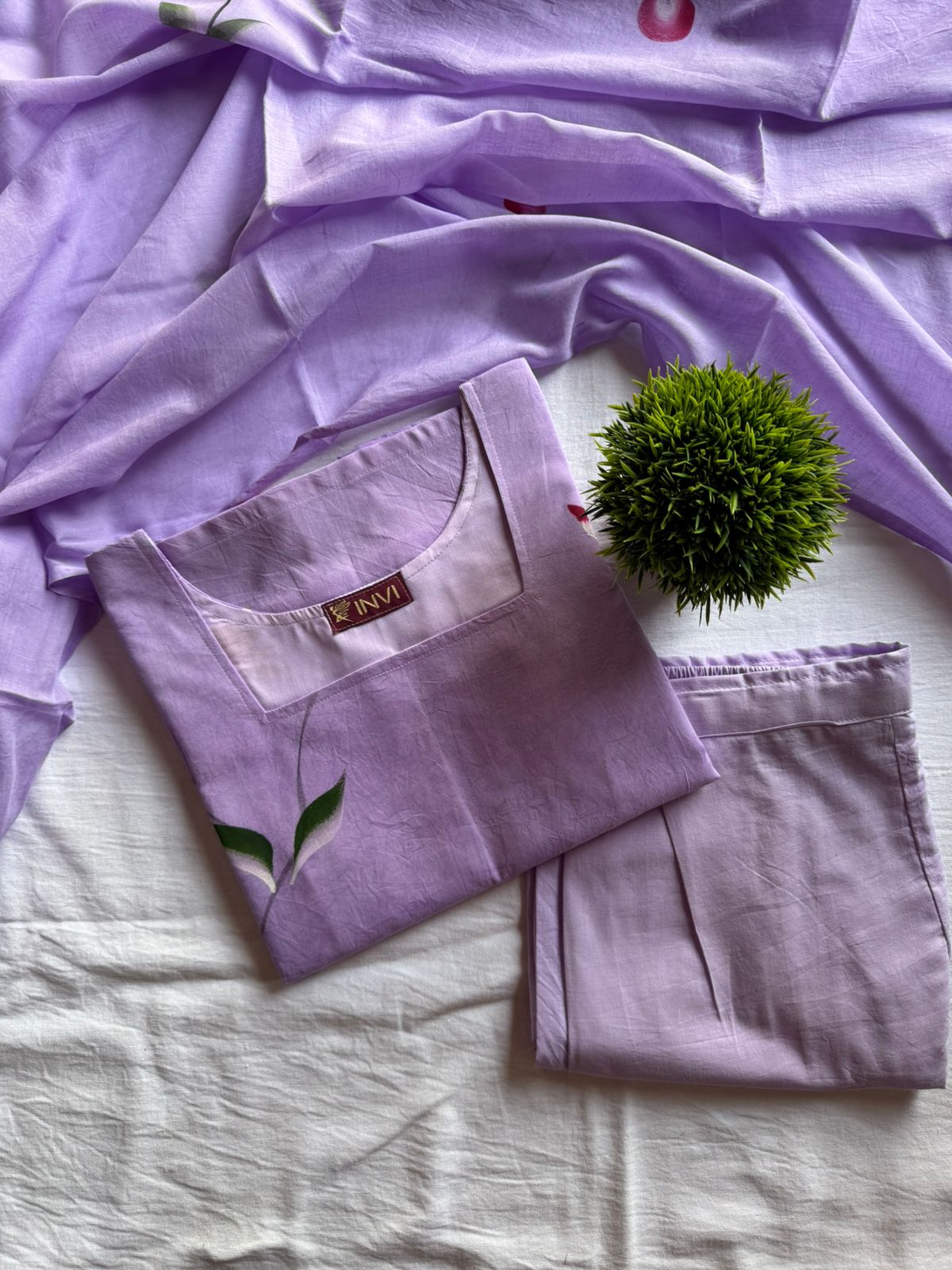 Lilac Grace Ethnic Set-PI : ICS00101