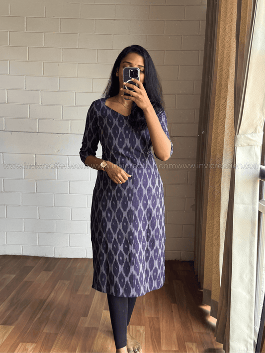 Women’s Navy Blue Printed Straight Kurti-PI : ICK00150*