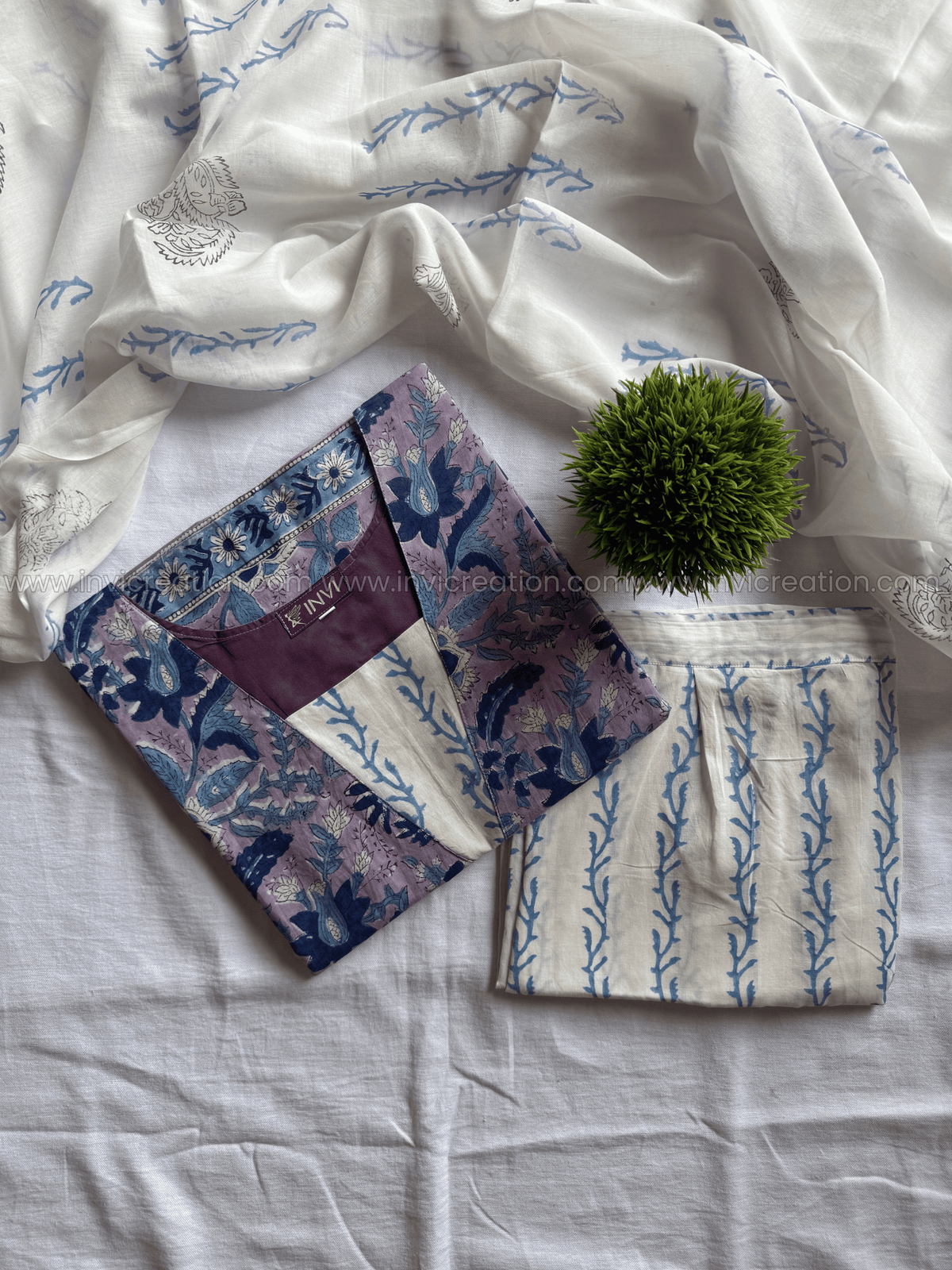 Lavender Blue Floral Cotton Salwar Set-PI : ICS00182