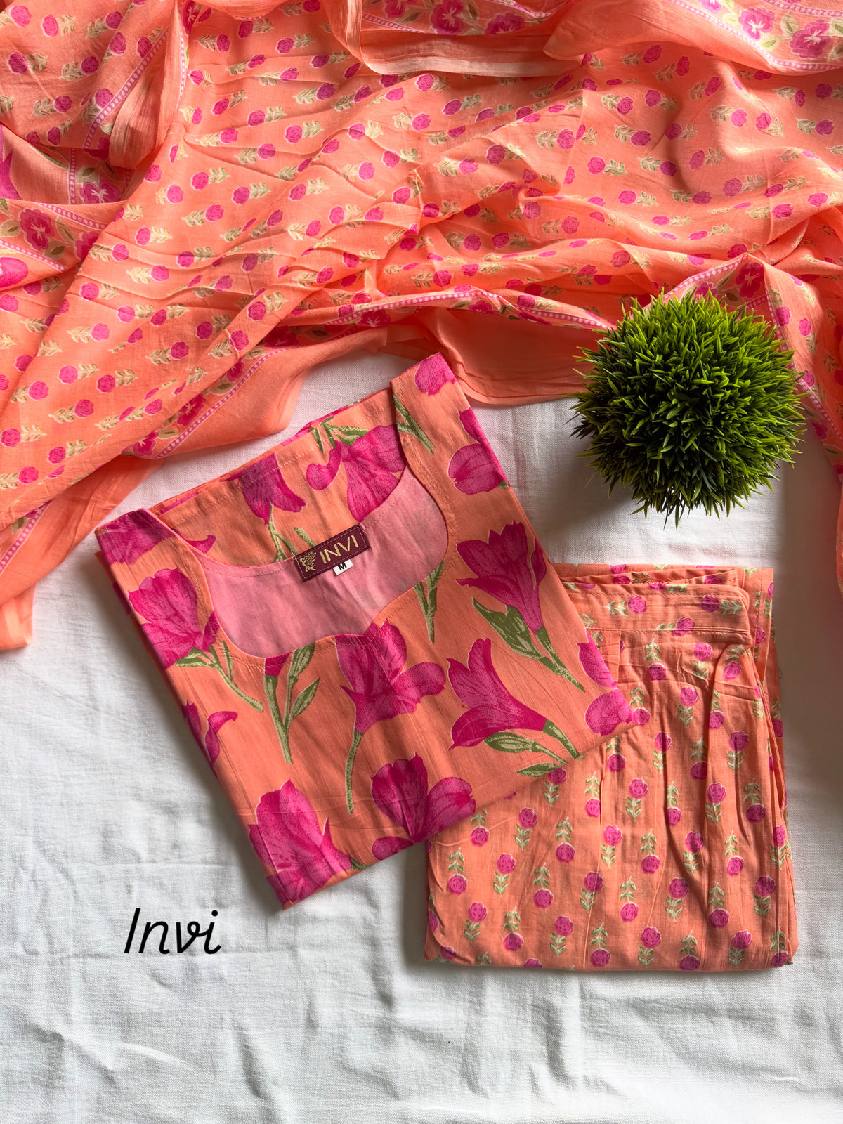 Coral Bloom Floral Salwar Set-PI : ICS00127