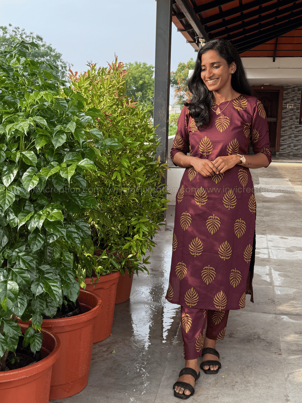 Plum Gold Leaf Print Kurti Pant Set-PI : ICC00072*
