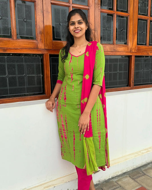 Green & Pink Printed Salwar Suit Set-PI : ICS00174