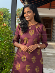 Plum Gold Leaf Print Kurti Pant Set-PI : ICC00072*